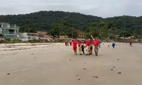 Homem é resgatado após se afogar em passeio de caiaque no Paraná