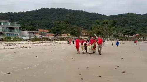 Homem foi reanimado pelos bombeiros e encaminhado ao hospital