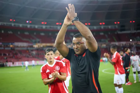 Inter de Roger Machado joga no Beira-Rio