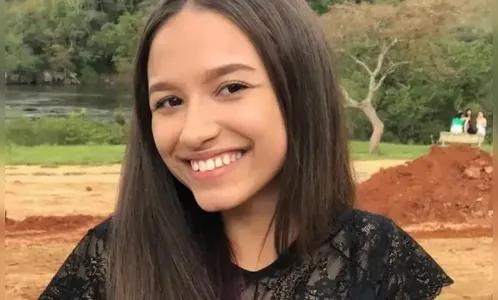 Caso Isis: mãe de adolescente desaparecida é intubada em UTI