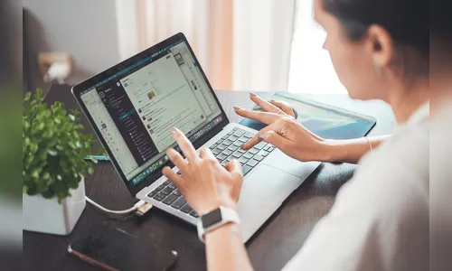 Mulheres recebem salários 20% menores que os homens no Brasil