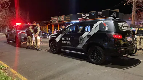 Operação AIFU fecha comércio, prende 2 e apreende drogas em Apucarana