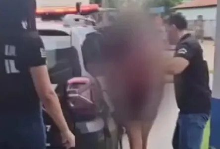 Tio morre após sobrinha jogar óleo fervente em seu ouvido