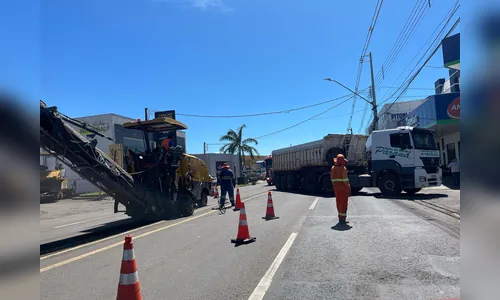 Obras afetam trânsito na Avenida Minas Gerais em Apucarana