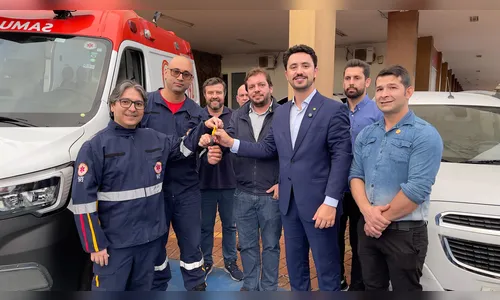 Prefeitura entrega ambulância para o Samu e dois carros para Saúde