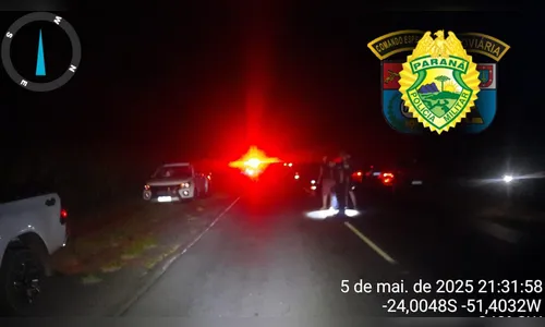 Motociclista fica ferido em colisão com carro e carreta na PR-272
