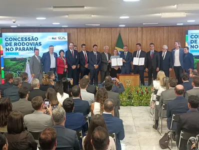Assinatura ocorreu nesta segunda-feira