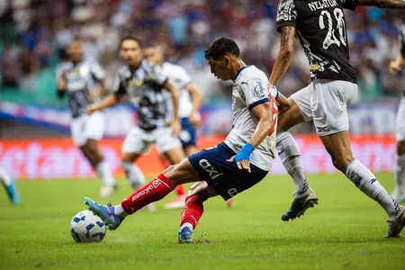 Bahia e Nacional-URU se encaram em duelo decisivo no Grupo F da Libertadores, nesta quarta, na Arena Fonte Nova.