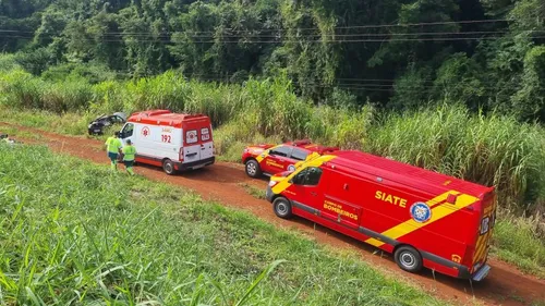 Bombeiros e Samu foram ao local