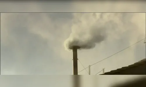 Fumaça branca na Capela Sistina indica escolha do novo papa; saiba mais