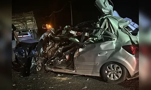 Motorista de 26 anos morre após tripla colisão na BR-376