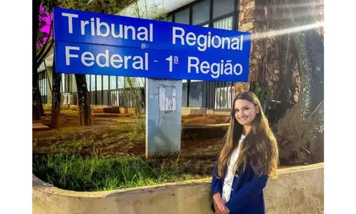 Mineira de 25 anos se torna a juíza mais jovem do Brasil