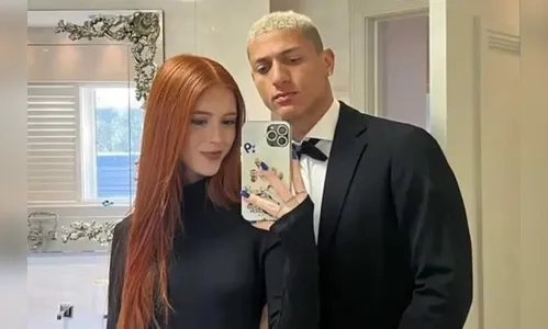 Noiva maringaense de Richarlison rebate críticas por nome do filho