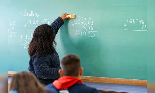 Paraná abre 500 vagas em novo PSS da rede estadual de ensino