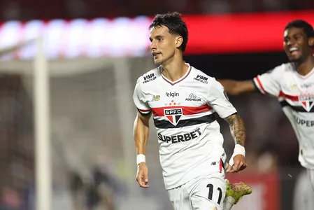 São Paulo e Ceará se enfrentam neste sábado (26), às 18h30, na Arena Castelão, em busca de pontos no Brasileirão.