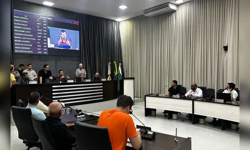 Câmara de Apucarana inaugura painel eletrônico na sessão desta segunda