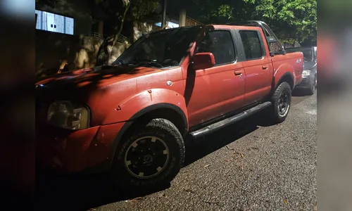 Homem é encontrado morto dentro de caminhonete em Califórnia