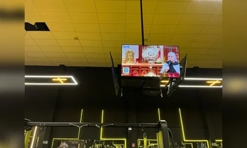 Academia cristã de Maringá toca louvor e proíbe roupa curta