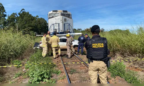 Pai morre e filha fica ferida após veículo ser arrastado por trem em Califórnia (PR); veja