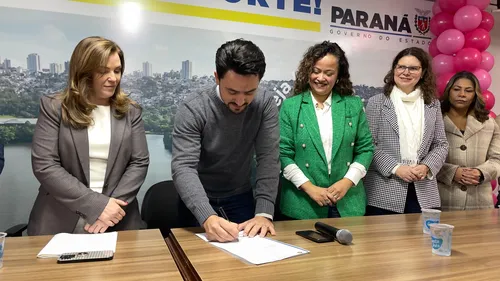 Além da Casa da Mulher Paranaense, a prefeitura também está requerendo recursos para mais duas obras, a reforma e ampliação do Centro de Convivência do Idoso e a construção da Creche do Idoso