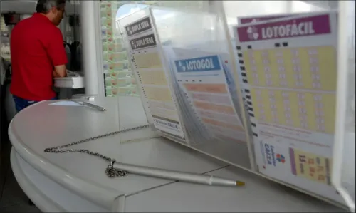 Confira o resultado do sorteio da Lotofácil 3424 desta segunda (23)