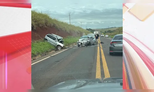 Motorista filma carros batendo de frente no PR; dois morreram