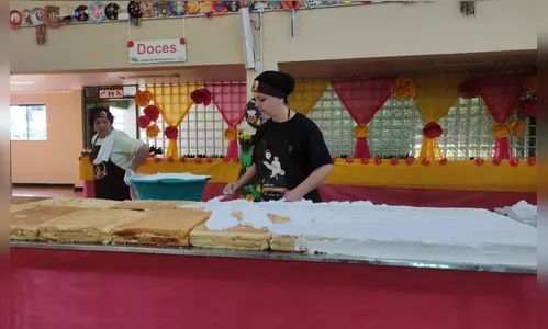 Dia de Santo Antônio tem fé, tradições e bolo em Arapongas