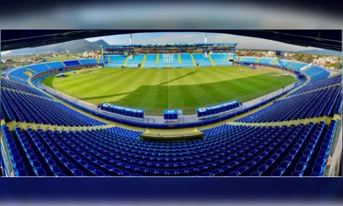 Veja onde assistir Avaí x CRB ao vivo neste sábado (7)