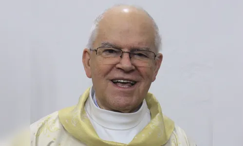 Monsenhor Roberto Carrara é internado às pressas e fiéis pedem orações