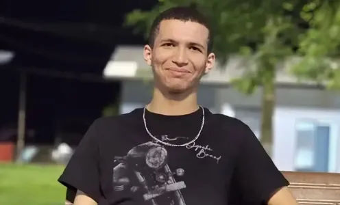 Victor morreu afogado após entrar em um rio na cidade de Nackawic, distrito de New Brunswick, Canadá