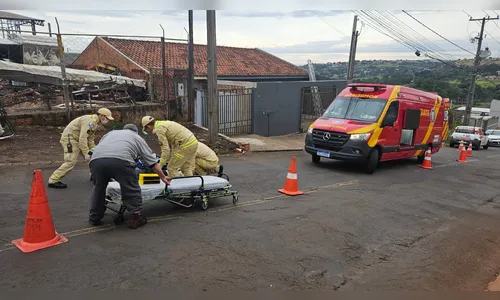 Acidente deixa motociclista e pedestre feridos em Apucarana