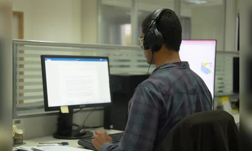 O estudante precisa manter cadastro atualizado no site