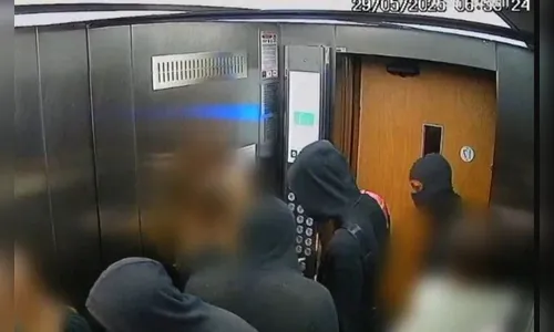Bando faz arrastão em prédio de luxo e rouba R$ 1,2 milhão