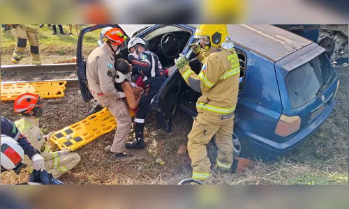 Bombeiros realizam simulação de incidente com múltiplas vítimas