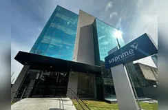 Fundada há 28 anos pela união de lideranças de Londrina, Apucarana e Maringá