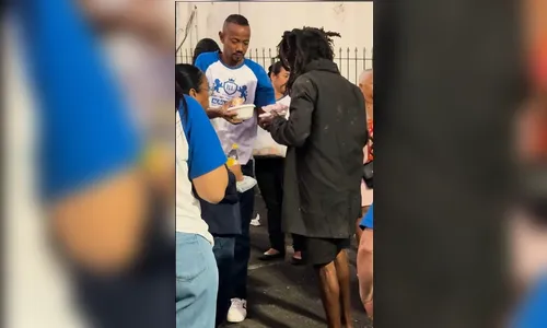 
							Café, oração e esperança: a rotina solidária do bispo Bruno Leonardo
						
						