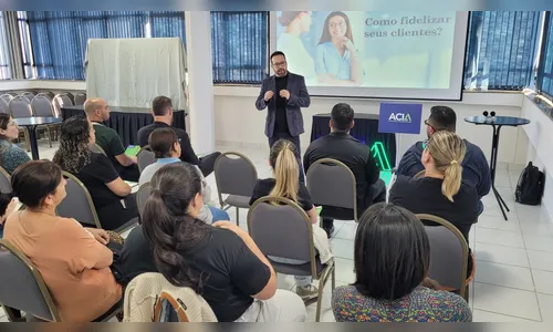
							Empresários participam de palestra sobre fidelização de clientes
						
						