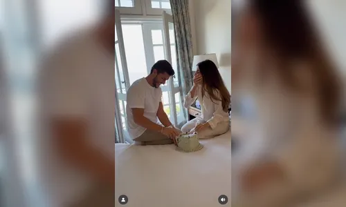
							Camila Queiroz e Klebber Toledo descobrem o gênero do bebê
						
						