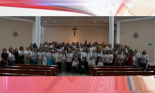 
							Livro celebra 20 anos do movimento Mães Intercessoras em Apucarana
						
						