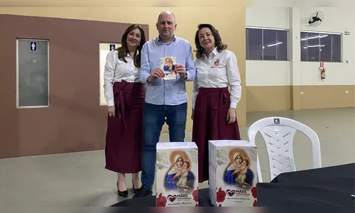 
							Livro celebra 20 anos do movimento Mães Intercessoras em Apucarana
						
						