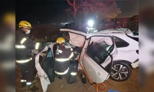 
							Acidente mata seis pessoas da mesma família em Goiás
						
						