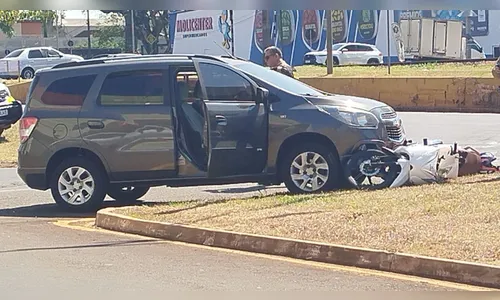 
							Colisão entre carro e moto deixa mulher ferida em Arapongas
						
						