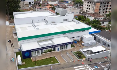 
							Governador inaugura novo hospital na Região Metropolitana de Curitiba
						
						