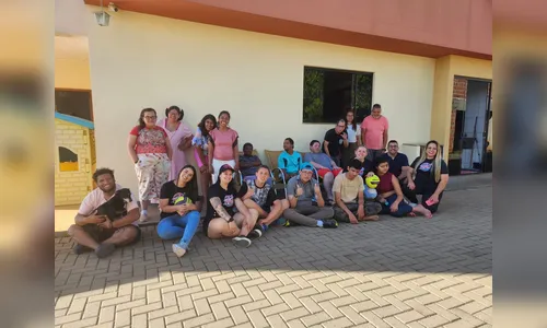
							Time de vôlei de Apucarana celebra 1 ano com torneio beneficente
						
						