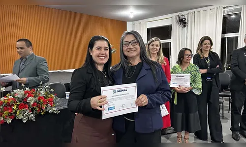 
							Mulheres celebram formatura em cursos profissionalizantes em Ivaiporã
						
						
