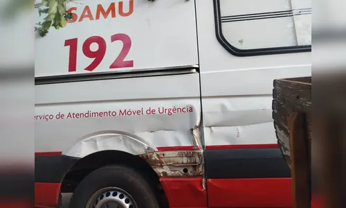 
							Ambulância é furtada na base do Samu de Apucarana e recuperada pela PM
						
						