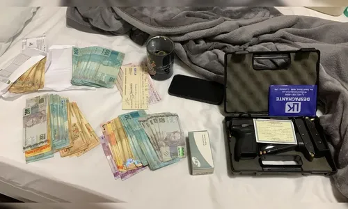 
							Seis são presos dois anos após roubo de US$ 210 mil em aeroporto no PR
						
						