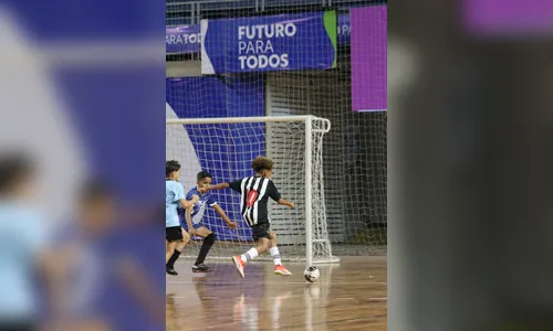 
							Jovem atleta apucaranense é campeão no Atlético Mineiro
						
						
