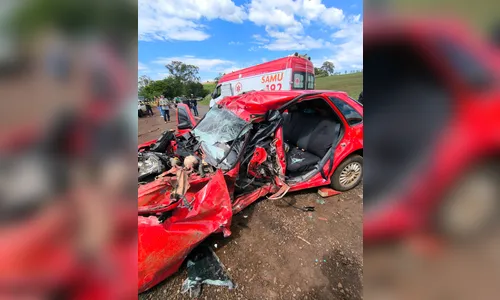 
							Homem morre após colisão em Jandaia; mulher e crianças ficam feridas
						
						