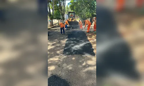
							Codar executa serviços de tapa-buracos na Rua Jurutau e em Aricanduva
						
						